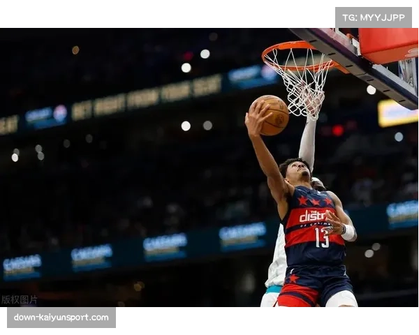 奇才防守沟通问题 换防不及时让黄蜂获得大量空位机会 奇才防守沟通问题 换防不及时让黄蜂获得大量空位机会