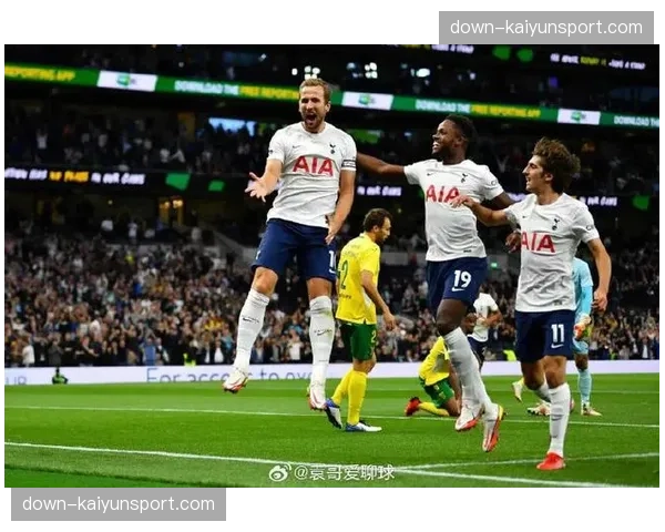 麦迪逊世界波，热刺2-1逆转水晶宫